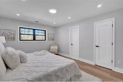 105 Radcliff Avenue, Port Washington, NY 11050 - Photo 23