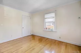 40-12 166th St, Flushing, NY 11358 - Photo 15