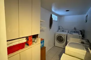 40-12 166th St, Flushing, NY 11358 - Photo 15