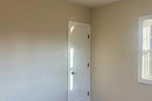 1026 Glen Cove Ave, Glen Head, NY 11545 - Photo 9