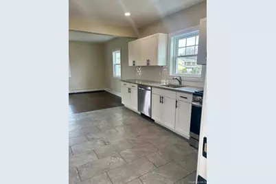 1026 Glen Cove Avenue, Glen Head, NY 11545 - Photo 3