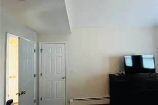 36 Greenridge Ave, White Plains, NY 10605 - Photo 17