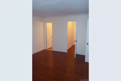 12 Granada Crescent #12-1, White Plains, NY 10603 - Photo 11