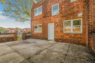 84-59 Goldington Ct, Middle Village, NY 11379 - Photo 3