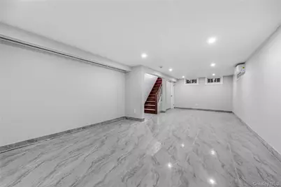8459 Goldington Court, Middle Village, NY 11379 - Photo 23