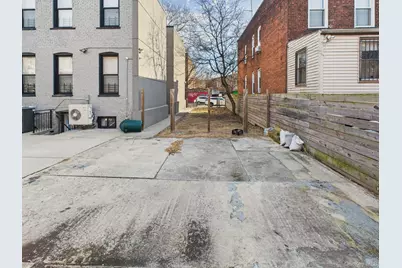 682 Hendrix Street, Brooklyn, NY 11207 - Photo 3