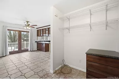 186 Violet Avenue, Poughkeepsie, NY 12601 - Photo 25