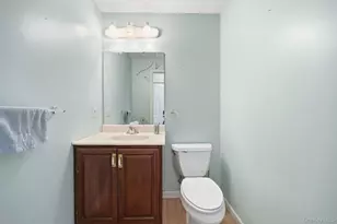 186 Violet Ave, Poughkeepsie, NY 12601 - Photo 27