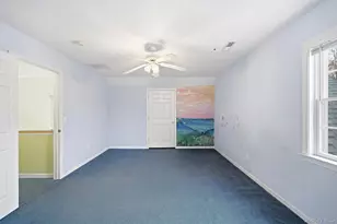 186 Violet Ave, Poughkeepsie, NY 12601 - Photo 37