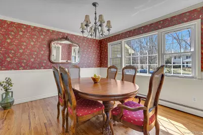 3 Melrose Court, Dix Hills, NY 11746 - Photo 9