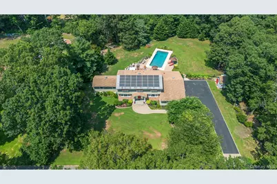 3 Melrose Court, Dix Hills, NY 11746 - Photo 41