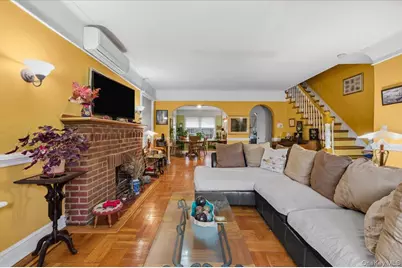 33-24 83rd Street, Jackson Heights, NY 11372 - Photo 3