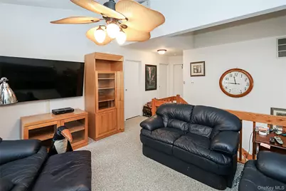 55 Kristin Lane, Hauppauge, NY 11788 - Photo 21