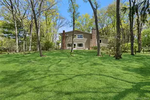 6 Split Oak Dr, East Norwich, NY 11732 - Photo 25