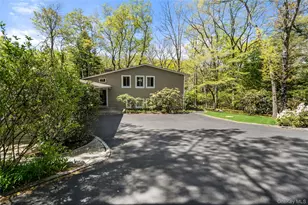 6 Split Oak Dr, East Norwich, NY 11732 - Photo 3