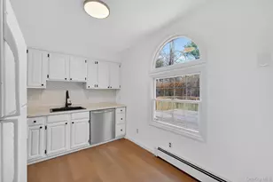 19 Cayuga Dr, Wappingers Falls, NY 12590 - Photo 15