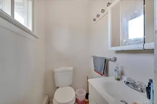 128 Magnolia Dr, Mastic Beach, NY 11951 - Photo 7