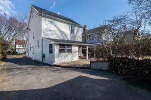 138 Hillcrest Ave, Manhasset, NY 11030 - Photo 7