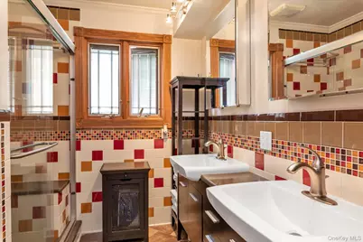 301 Cameo Drive, Massapequa, NY 11758 - Photo 13