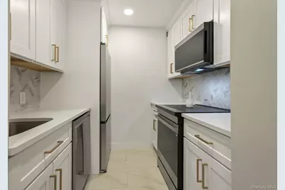 5108 Villa At The, Peekskill, NY 10566 - Photo 5