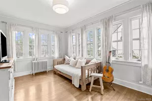 35 Wildwood Rd, New Rochelle, NY 10804 - Photo 13