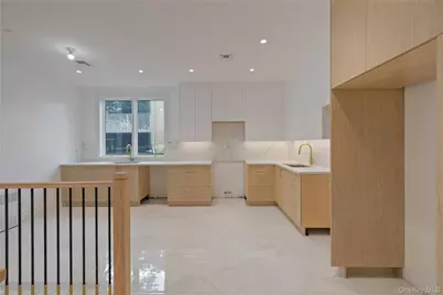 27 Ellish Parkway #103, Spring Valley, NY 10977 - Photo 7