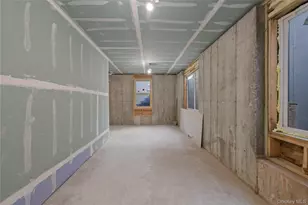 27 Ellish Pkwy, Spring Valley, NY 10977 - Photo 21