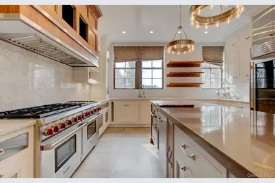 393 Oyster Bay Road, Mill Neck, NY 11765 - Photo 33