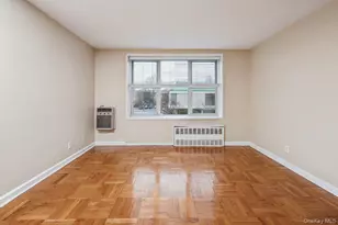 1 Oakridge Pl, Eastchester, NY 10709 - Photo 7