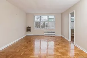 1 Oakridge Pl, Eastchester, NY 10709 - Photo 5