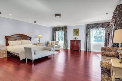 58 Stone Hill Drive S, Manhasset, NY 11030 - Photo 19