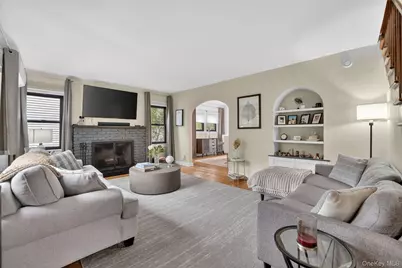 54 Midland Avenue, Yonkers, NY 10705 - Photo 9