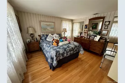 46 Wilmont Turn, Coram, NY 11727 - Photo 11