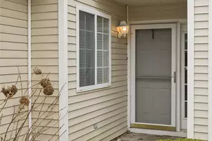 154 Farm House Ct, Manorville, NY 11949 - Photo 3