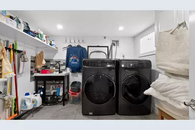 175 Hempstead Avenue, Lynbrook, NY 11563 - Photo 29