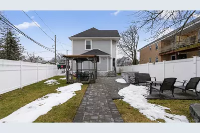 175 Hempstead Avenue, Lynbrook, NY 11563 - Photo 5