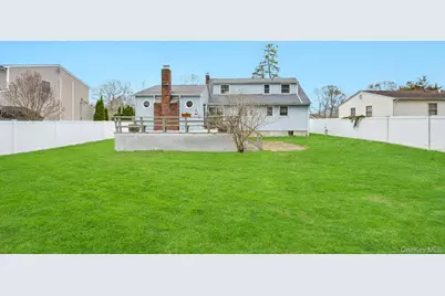 8 Lama Drive, Shirley, NY 11967 - Photo 7