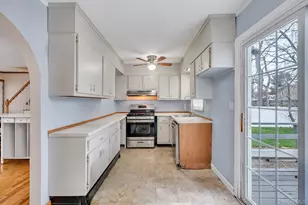 8 Lama Dr, Shirley, NY 11967 - Photo 13