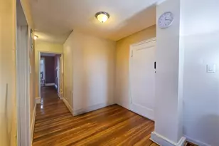 140-35 Burden Crescent, Jamaica, NY 11435 - Photo 3