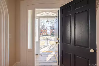 45 W Chestnut Street, Kingston, NY 12401 - Photo 5