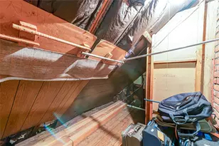 55 Ball Park Ln, Hicksville, NY 11801 - Photo 15