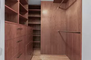 2 Amherst Road E, Great Neck, NY 11021 - Photo 29