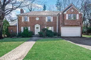 2 Amherst Road E, Great Neck, NY 11021 - Photo 1