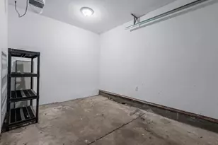 2 Amherst Road E, Great Neck, NY 11021 - Photo 39