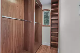 2 Amherst Road E, Great Neck, NY 11021 - Photo 25