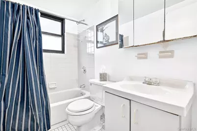 98 Pearsall Drive #1A, Mount Vernon, NY 10552 - Photo 17