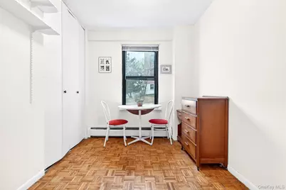 98 Pearsall Drive #1A, Mount Vernon, NY 10552 - Photo 13