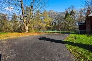 32 Heinsman Ln, Wallkill, NY 12589 - Photo 5