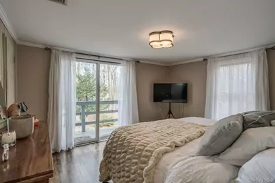 24 Forrest Drive, Lloyd Harbor, NY 11743 - Photo 15