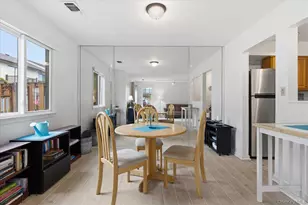 190 Poplar Ct, Wantagh, NY 11793 - Photo 11